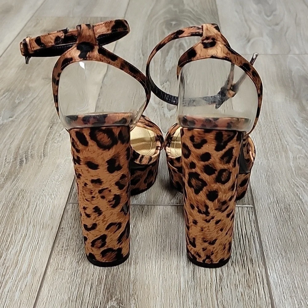 Jessica Rich Size 5.5/36 Leopard Print Platform Strappy Heels NEW